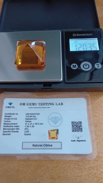 Oportunidade Citrino do Brasil enorme com 120 ct c certificado