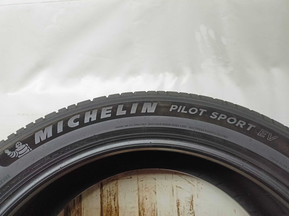Michelin Pilot Sport 255/45/21 22r. 106W 2x7mm (4089)