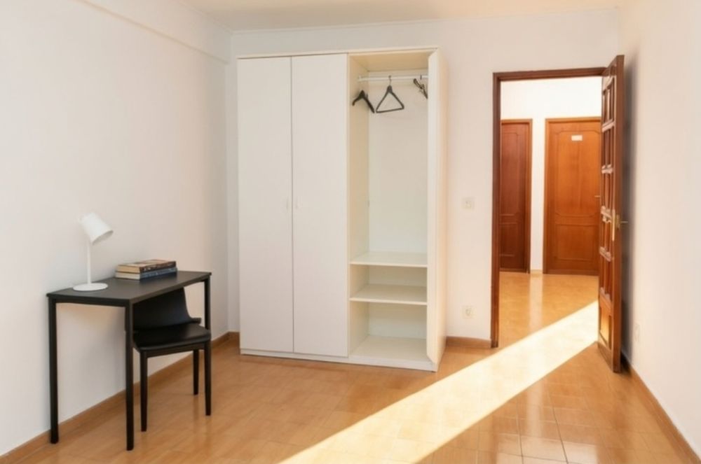 Quarto Grande Queluz/Belas
