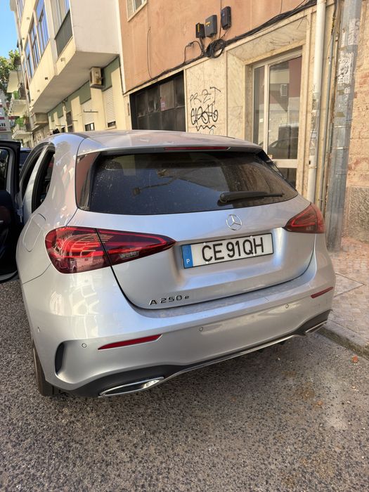 Renting Renault Mégane E-Tech524404035357911043