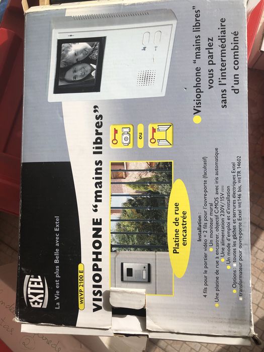 Videoporteiro em bom estado