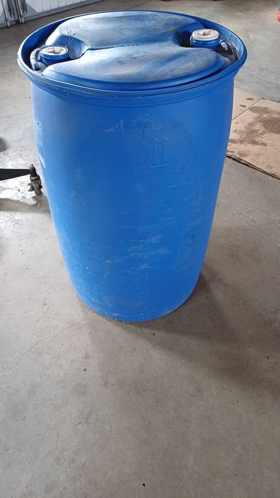 Beczka na wodę 200l, czysta, deszczówke