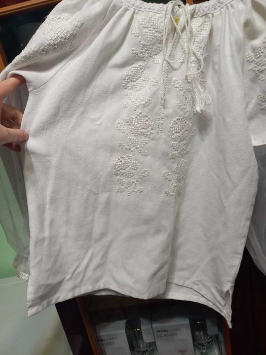 Верхній одяг на дівчинку