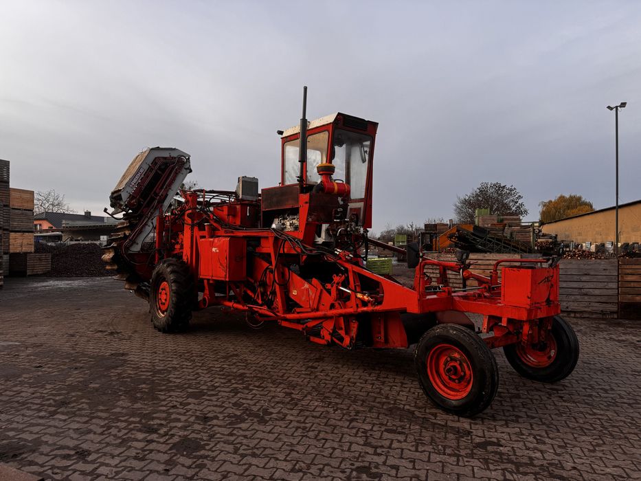 Kombajn do zbioru warzyw Amac Zm2