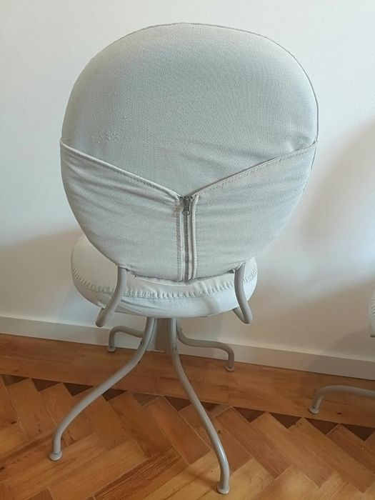 Cadeira de escritório bege