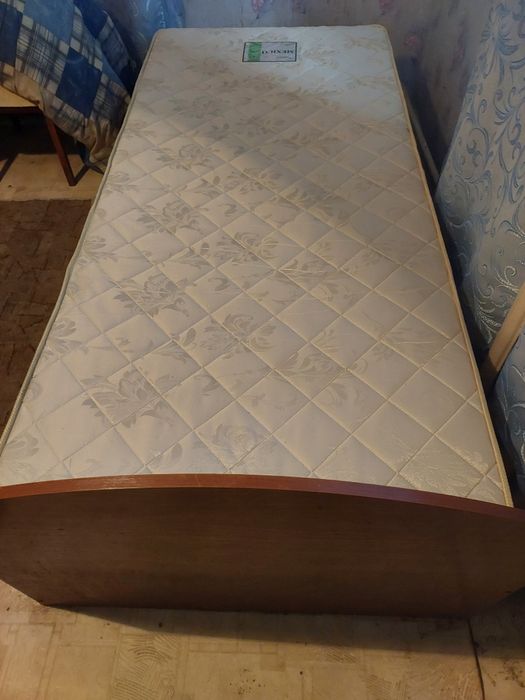 Продам кровать 5000
