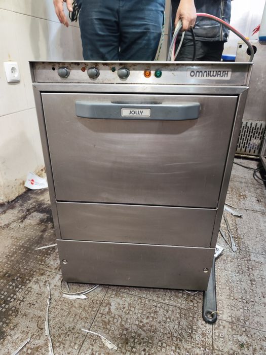 Máquina de copos para restauração