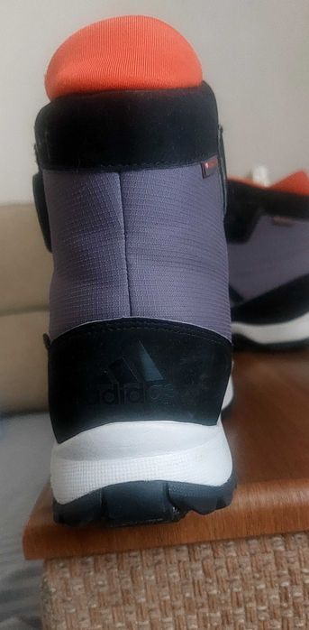 Ботинкі термо adidas оригінал 36р