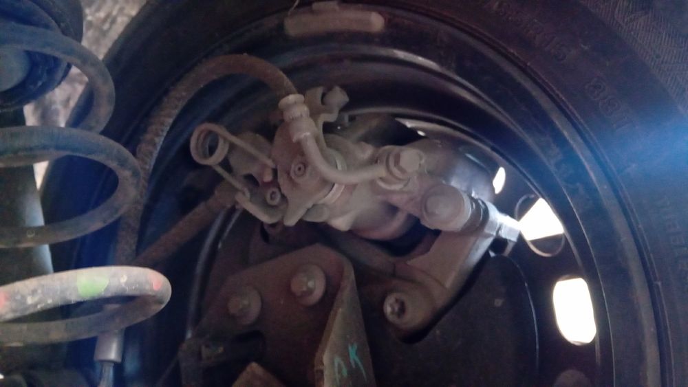 Pinça travão / maxila de travão trás direita PEUGEOT 208 II