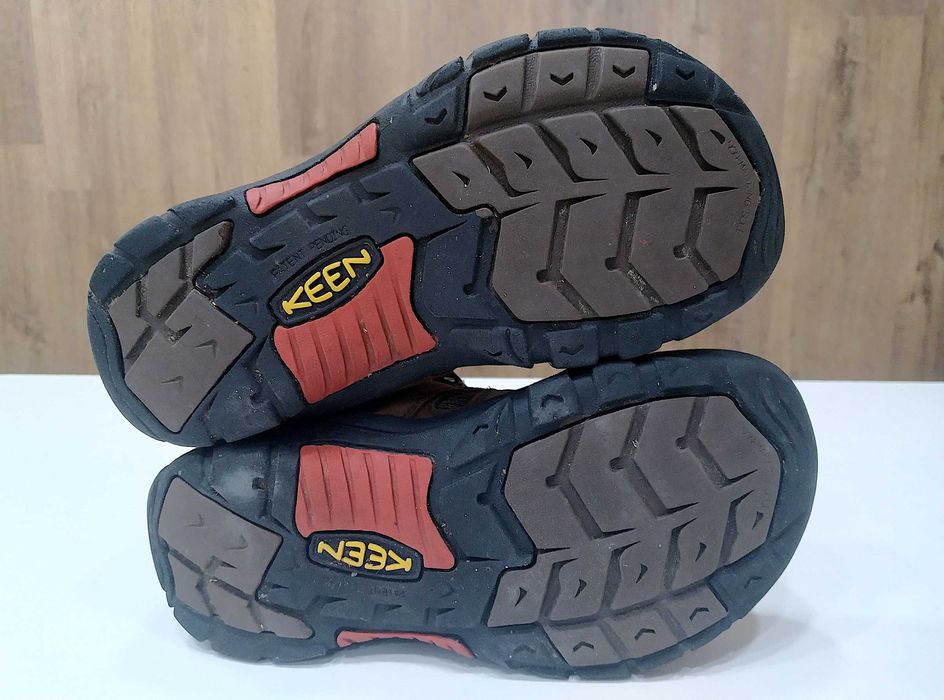 Ботинки трекинговые Keen®. Размер 34 - 35 Термо