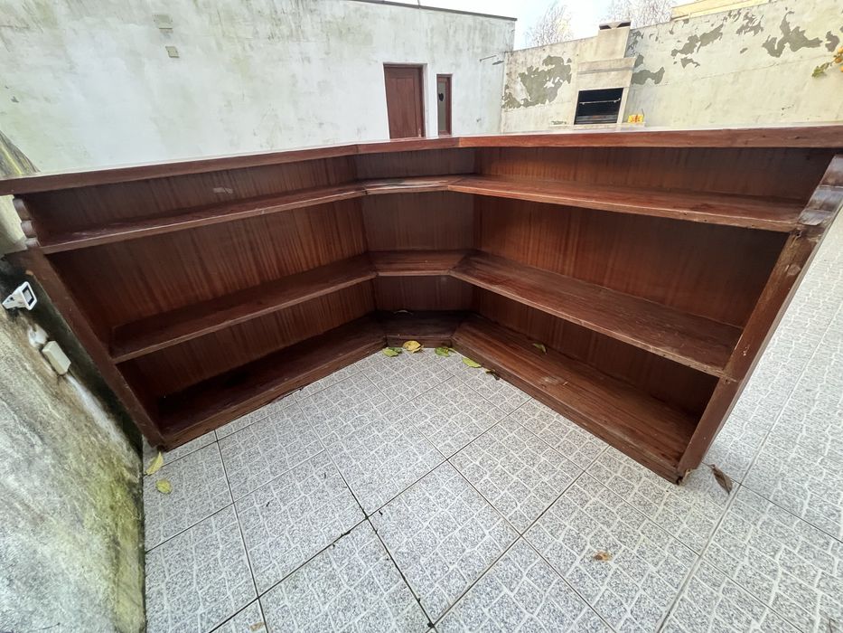 Balcão de Bar - madeira maciça