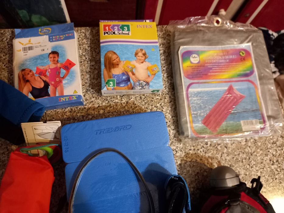 Fato Body Board/Artigos de Praia Diversos