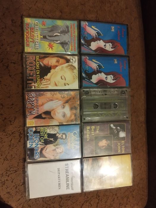 Продам касети не дорого.