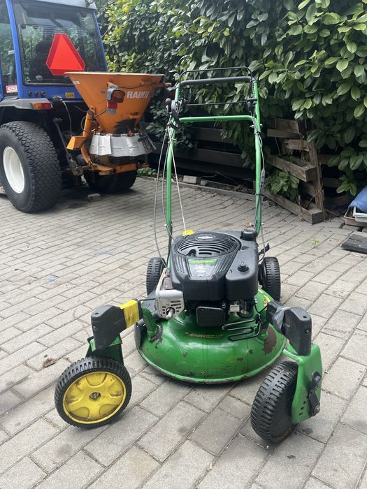 Kosiarka mulczer John Deere JS63Vc, duża, solidna