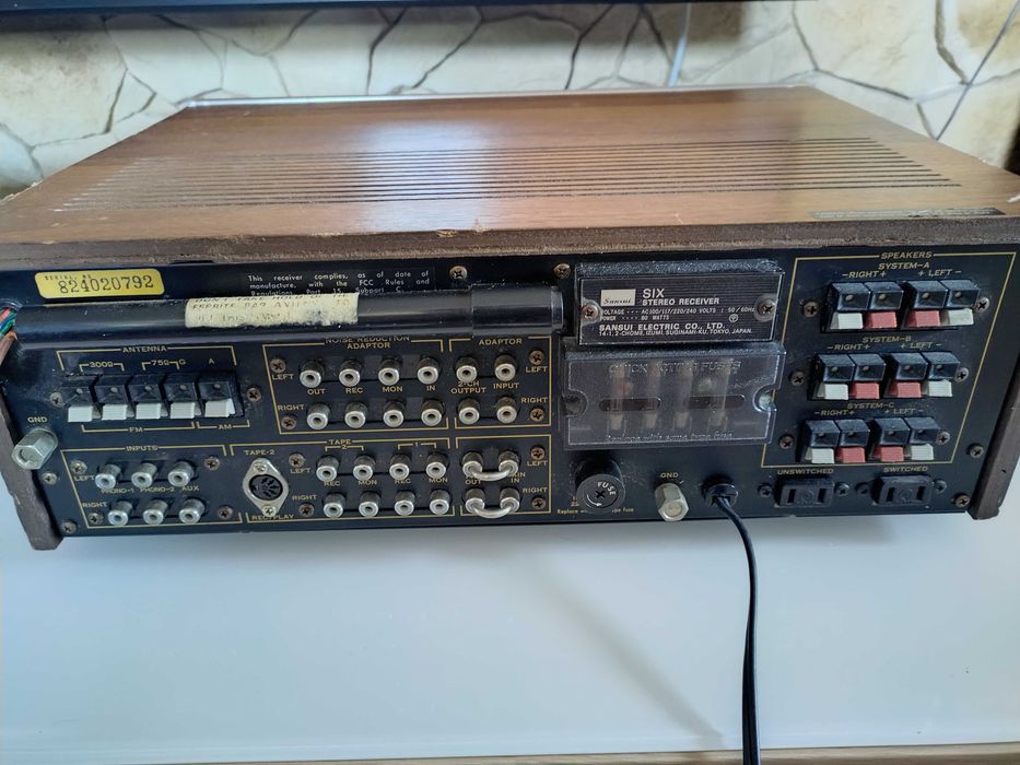 Wzmacniacz amplituner Sansui Six