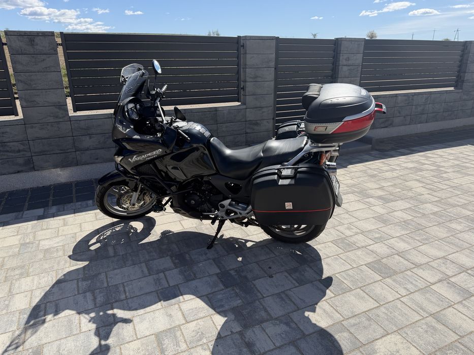 Honda Varadero XL 1000 kufry Givi