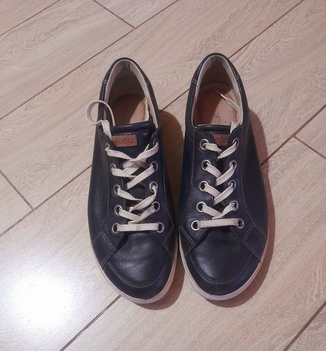 Жіночі кеди Ecco