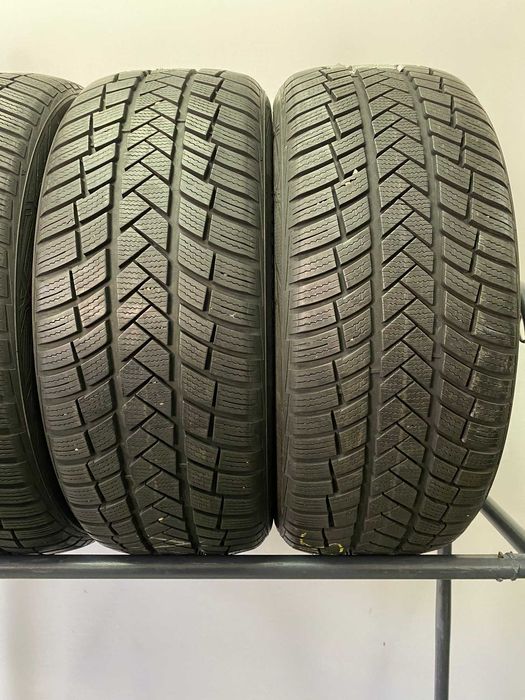 Opony Zima Vredestein WintracPro 245/45R20 Adax Koźle