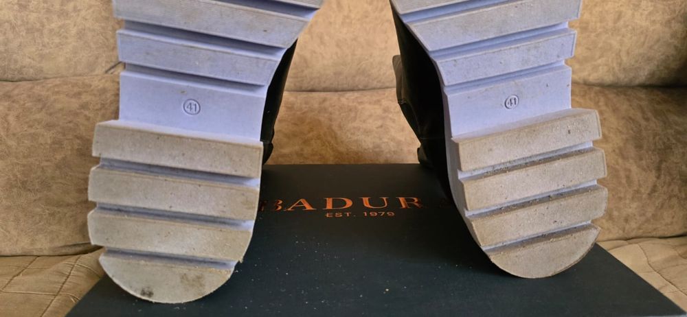 Damskie botki Badura