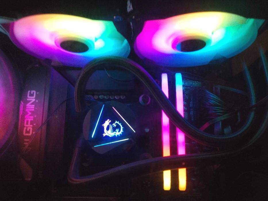 Chłodzenie wodne MSI MAG CoreLiquid 240R 240mm AIO RGB LGA 1700