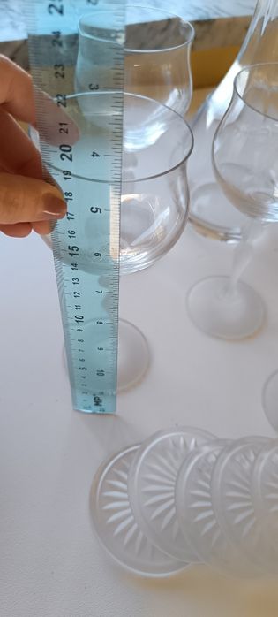 Conjunto de cristal de garrafa + 6 copos + 5 bases. Usado