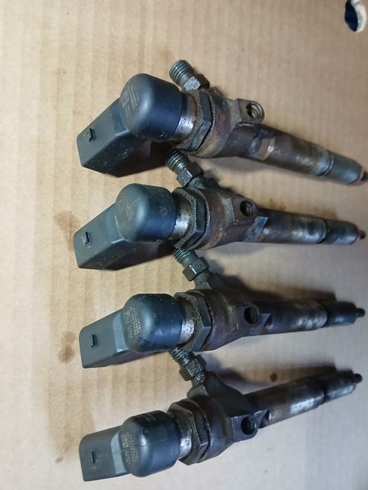 Wtryski, wtryskiwacze 1.5 dci,Siemens continental Renault Dacia Logan,Dokker.
