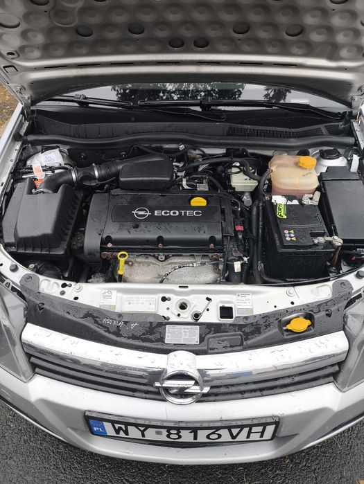 Opel Astra H 1.6 benzyna