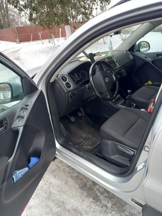 Авто тигуан 2.0тді 6 ст .привід перед