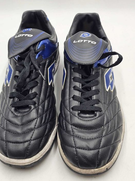 Lotto buty piłkarskie korki turfy r. 46