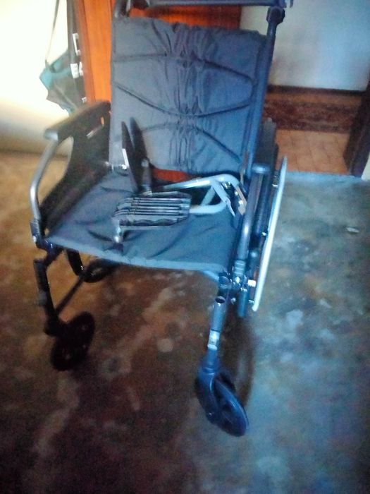 Vendo cadeira manual