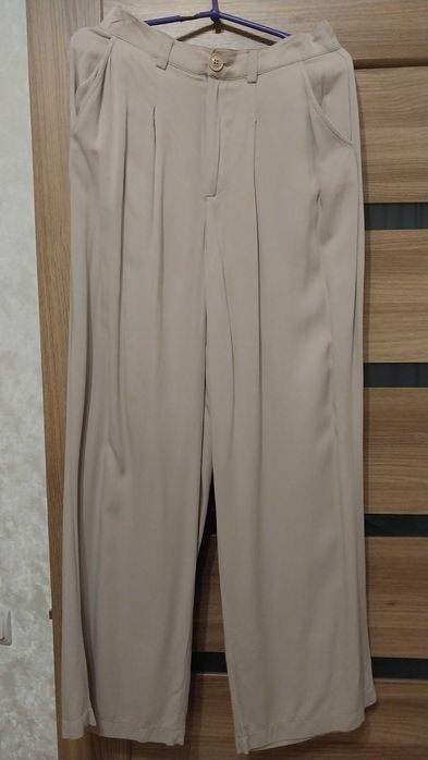 Віскозні штанці палаццо розмір s- m 200 грн