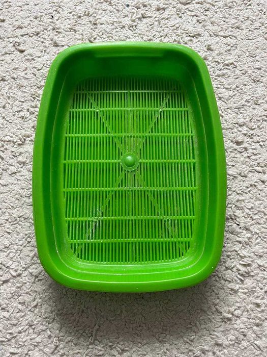 Продам лоток туалет для котів із сіткою Зручна модель з подвійним дном