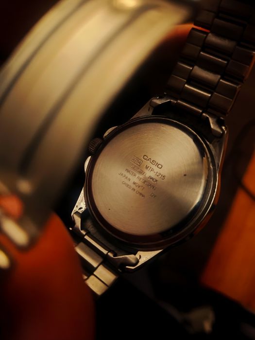 Часи casio MTP-1215