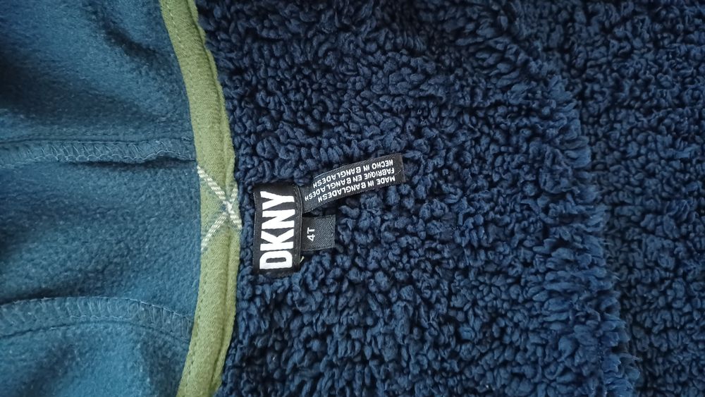 Bluza w kratę z kapturem DKNY 104/110