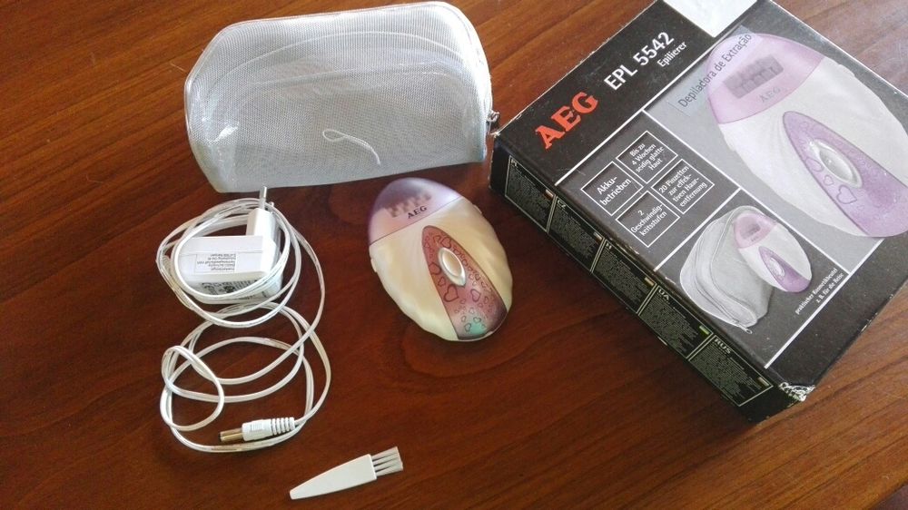 Depiladora AEG como nova