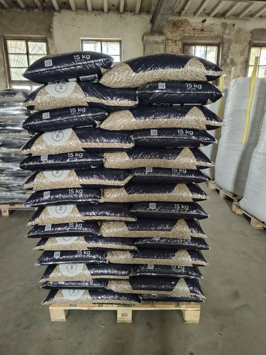 Деревний наповнювач для котячого туалету та опалення, 15 кг Let’s Pellets