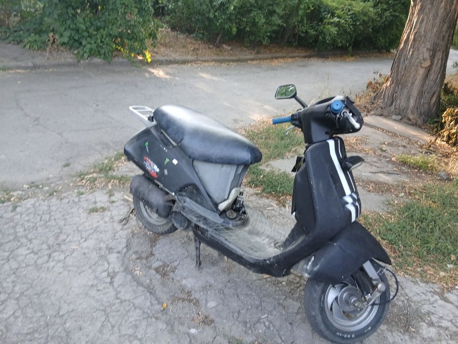 Скутер Хонда леад 90 2 тактний !