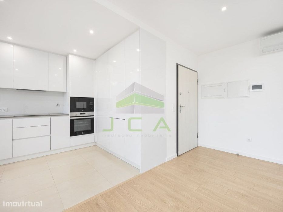 Apartamento T2 semi-novo