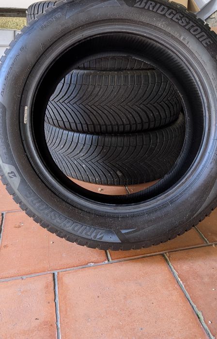 Pneus Bridgestone all season 6 235/55/18
