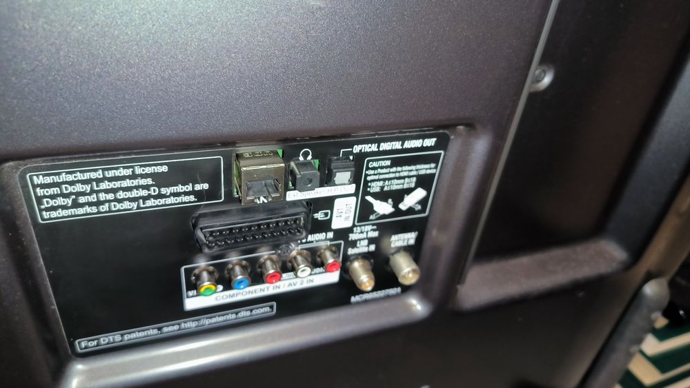 Смарт телевізор LG 42LB631V