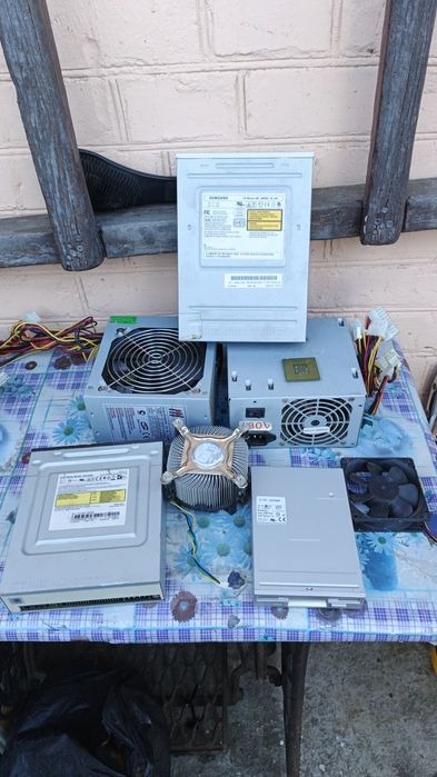 Комплектуючі до комп'ютера