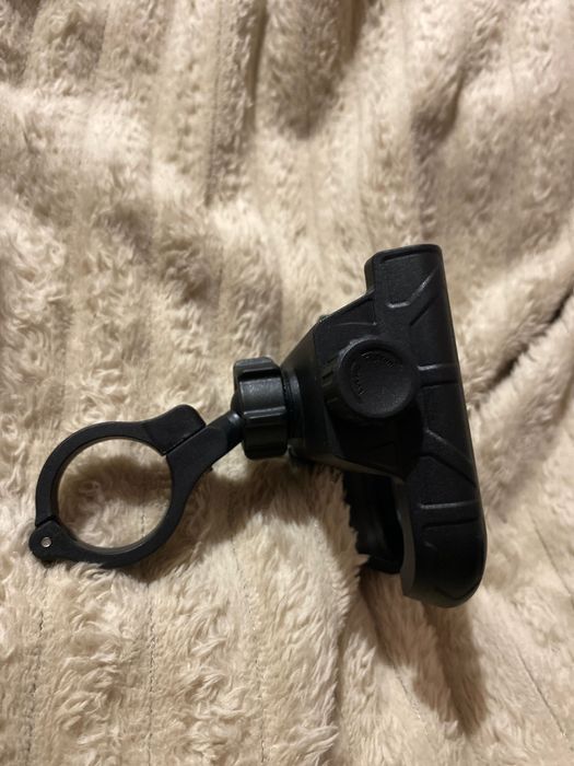 Тримач для телефону на кермо