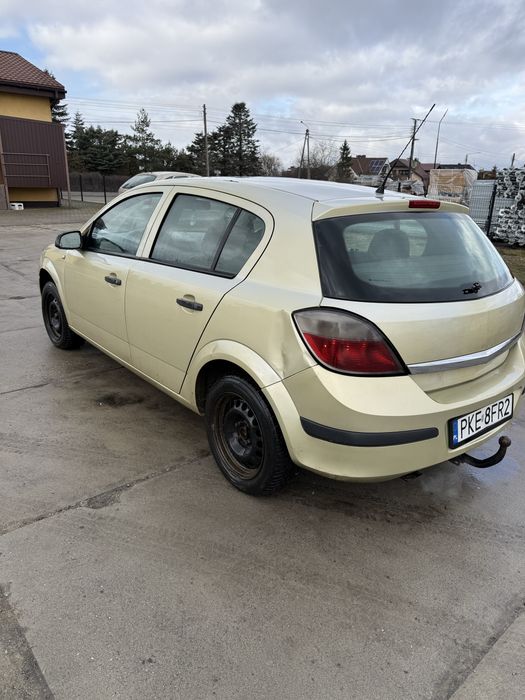 Opel Astra H 1.6 Benzyna