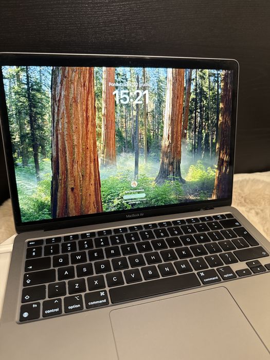 MacBook air  M1
