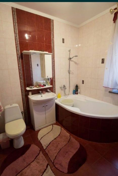 Продам будинок в Білій Криниці.