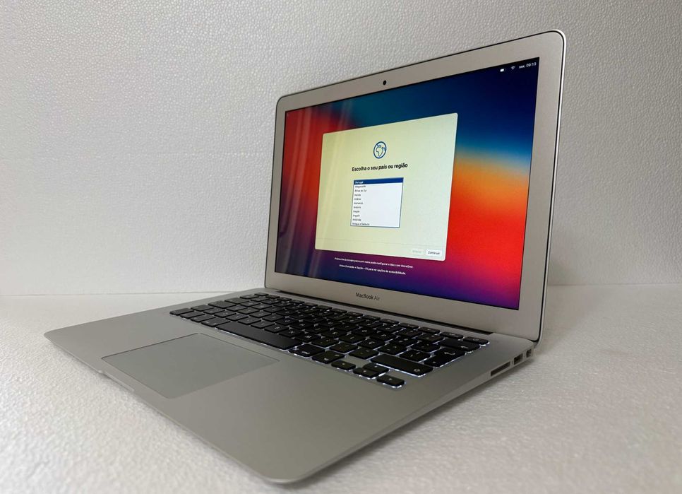 MacBook Air 13” 2015 – i5 • 8GB • SSD – Como novo