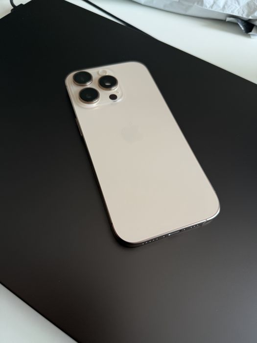 iPhone 16 Pro 256 Gb Desert Titanum