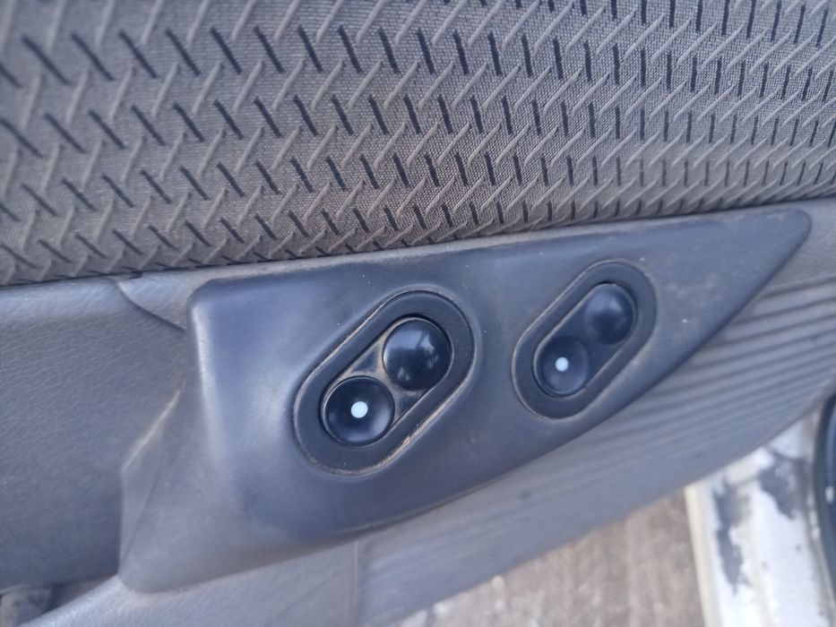 ОПЕЛЬ КОРСА  газ/бензин