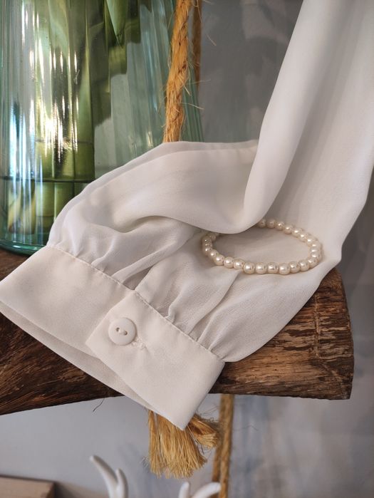 Koszula elegancka delikatna z długim rękawem kołnierzyk  S/36