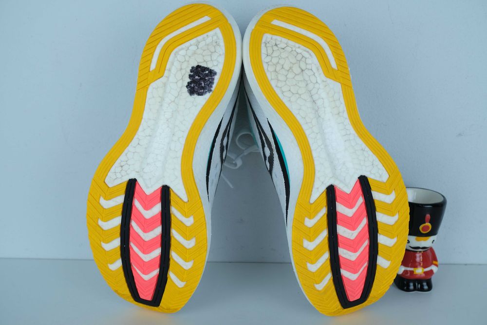 Saucony endorphin speed 2  damskie buty  r 40.5